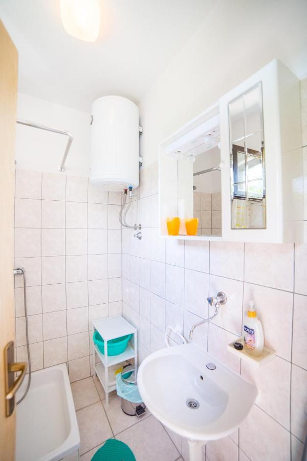Apartment With Sea View Close To The Beach Promajna Eksteriør bilde